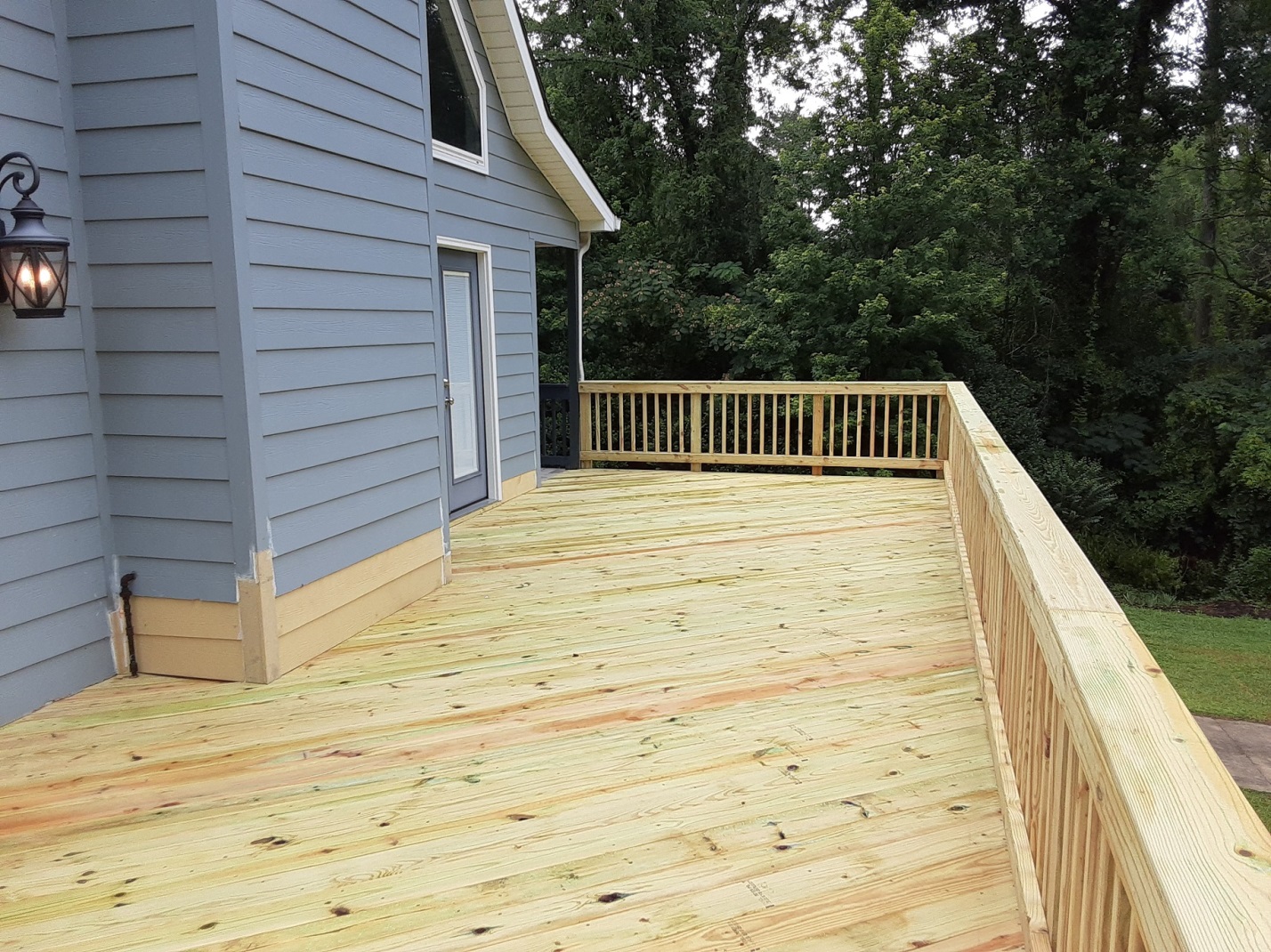 New wood deck