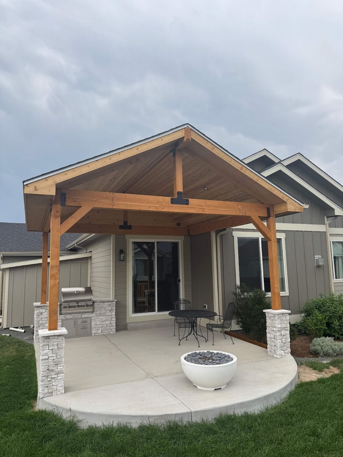 Gable roof structure in Loveland