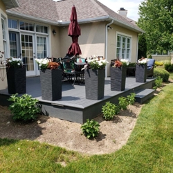 Low-maintenance Archadeck of Akron deck addition