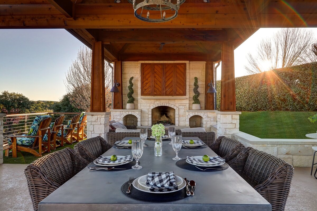 outdoor patio with dining area