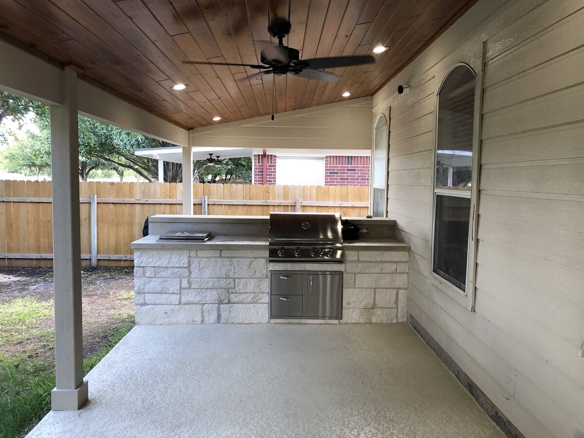 Outdoor kitchen on covered patio