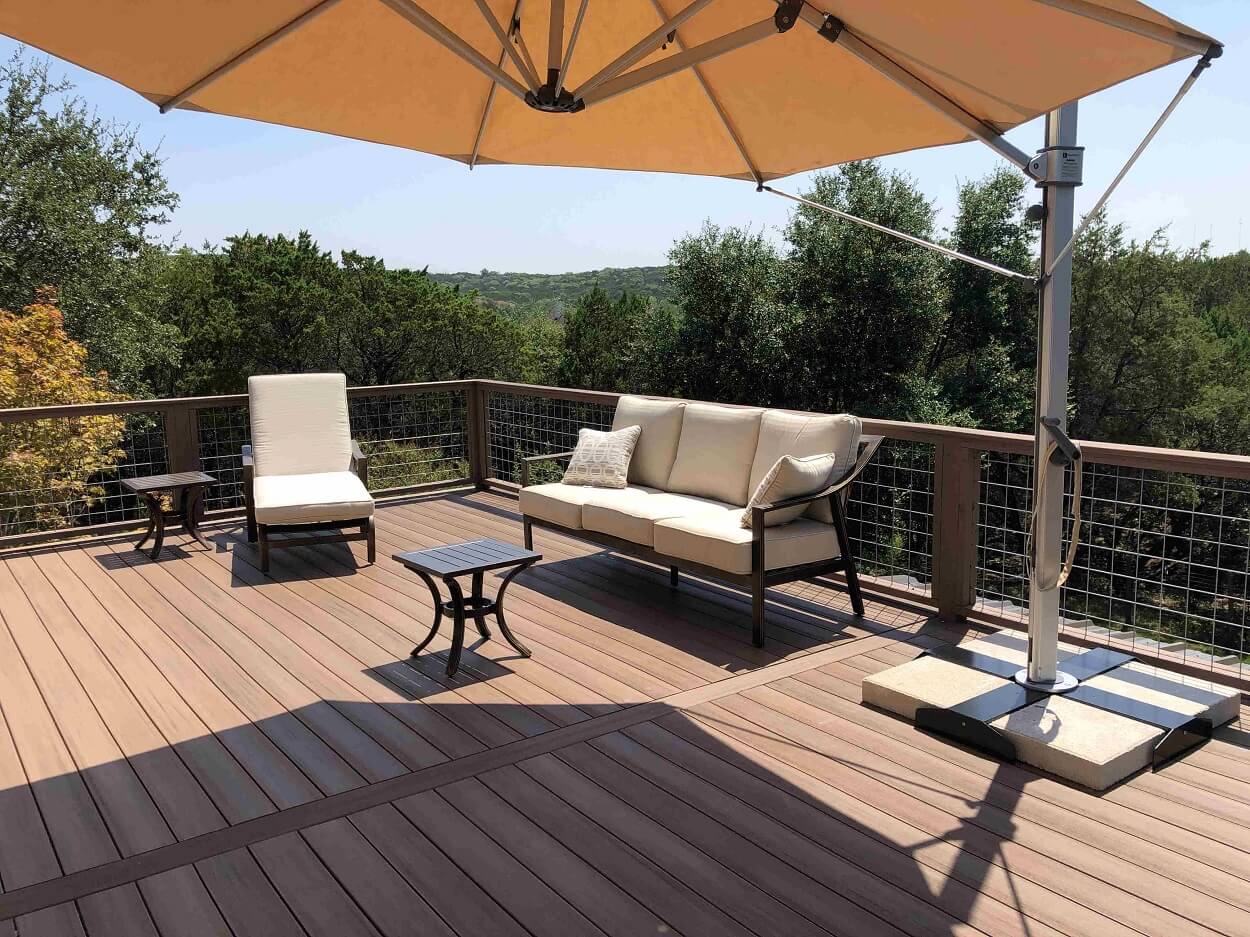 Azek deck with shade umbrella and seating
