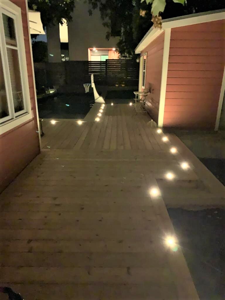 deck lighting 