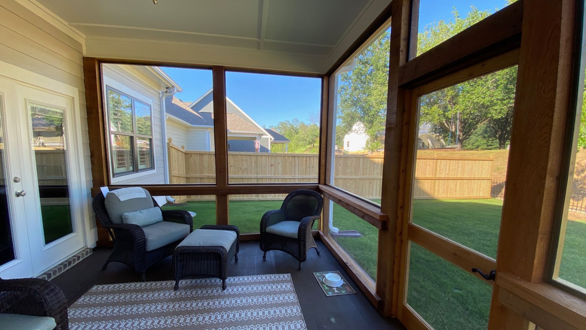 screened patio builders