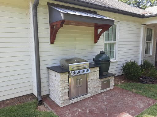 New custom outdoor kitchen