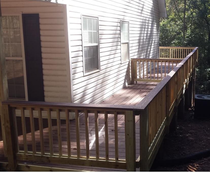 Backyard low maintenance deck