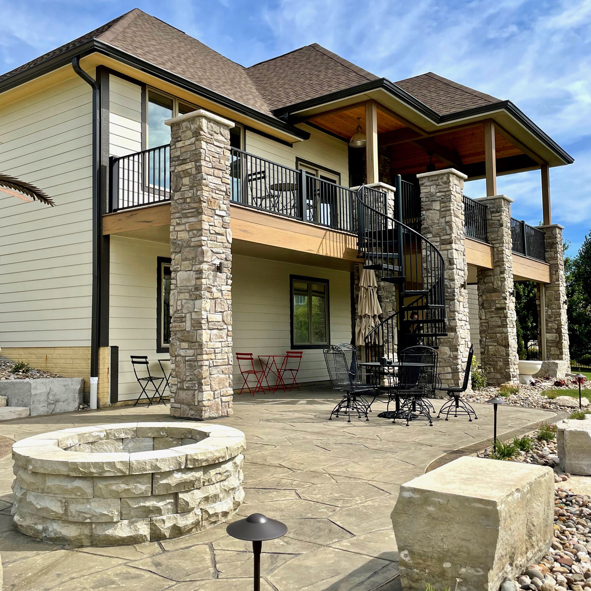 build a deck and patio Central Iowa