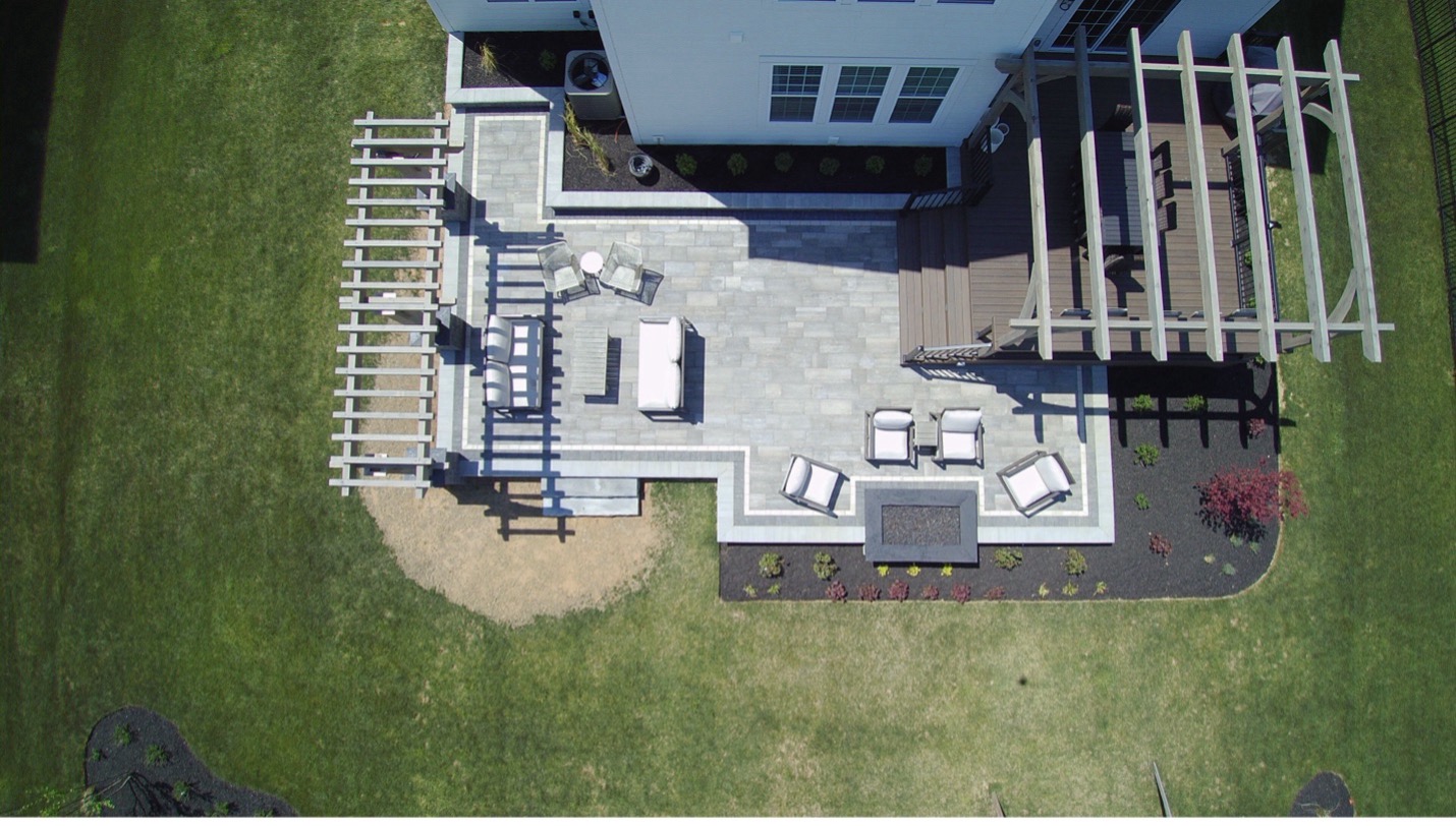 custom backyard outdoor living space designer