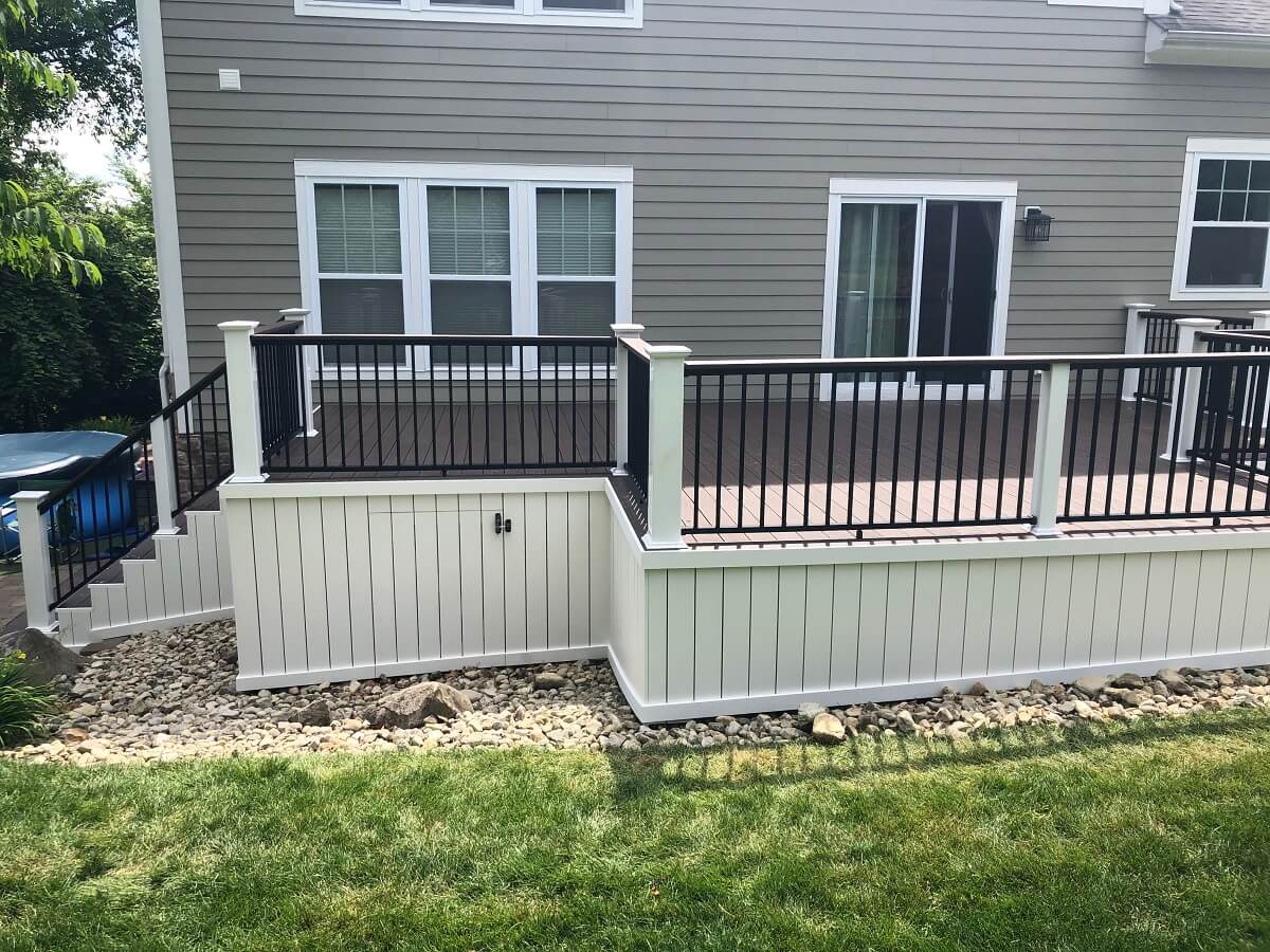 New backyard deck details