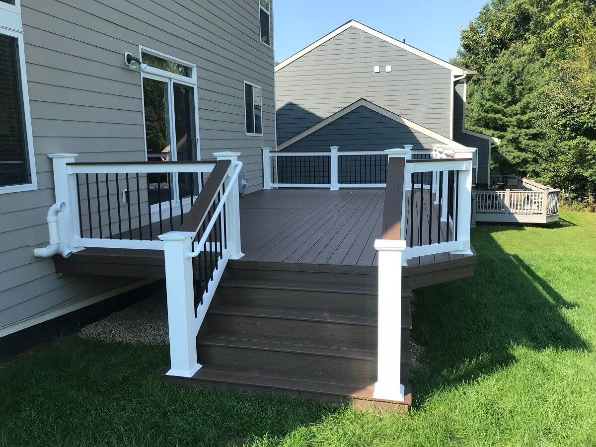 Custom deck with railing and stairs