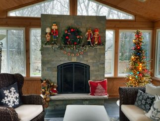 Christmas sunroom by Archadeck of Chicagoland
