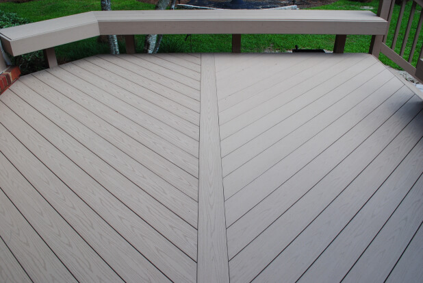 Notice the detailed parting board on this AZEK deck in Norheast Columbia ,SC.