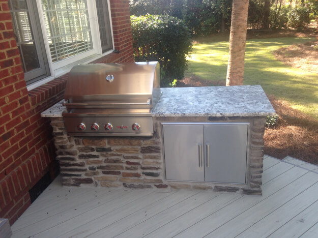 Outdoor kitchen/grill area in NE Columbia