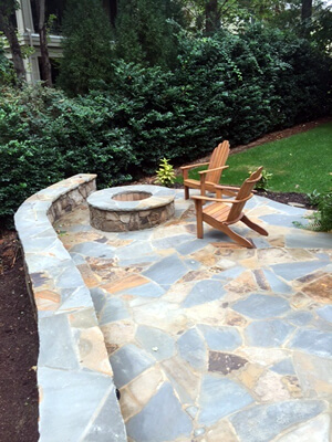 Mooresville fire pit and seating wall