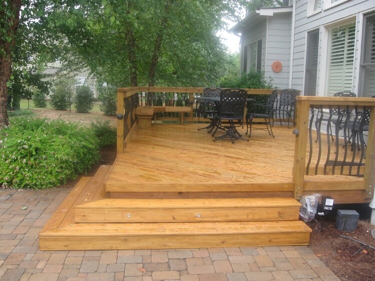 Charlotte Wood Deck With Baroque Pickets And Patio 1)