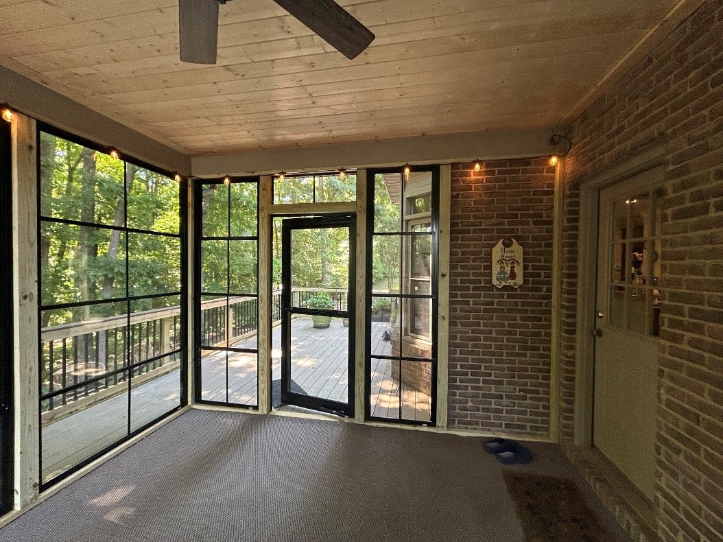 screened porch