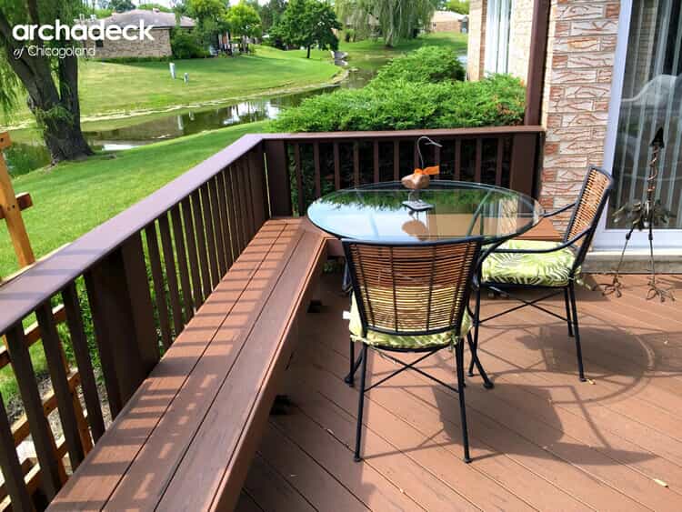 Timberteck deck with built in bench and railing