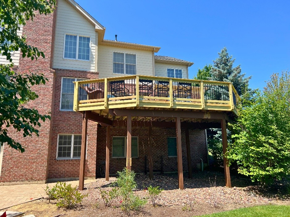 wood deck contractor hawthorn woods