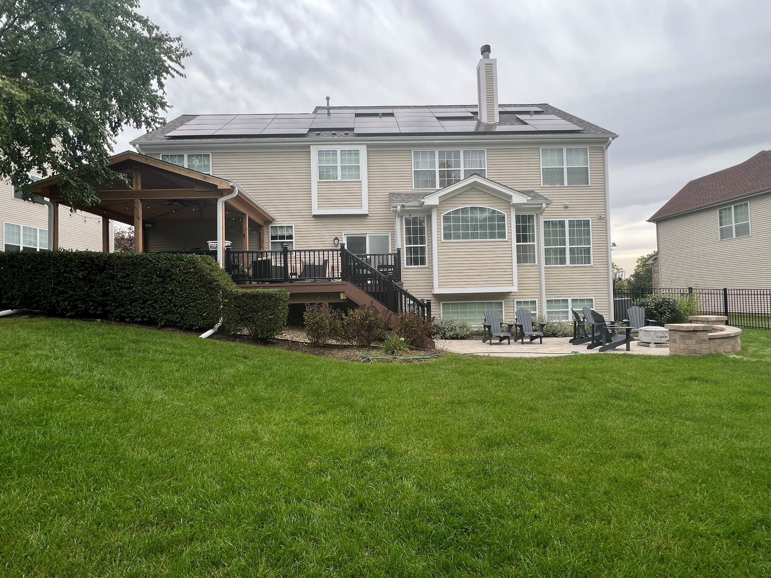 Archadeck isn’t just a Palatine deck builder but outdoor living experts! We build decks, patios, porches, outdoor kitchens, and so much more!