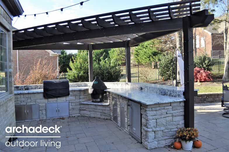 outdoor kitchen