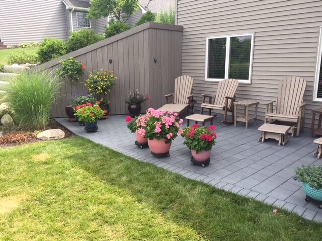 backyard patio with rest area and plants