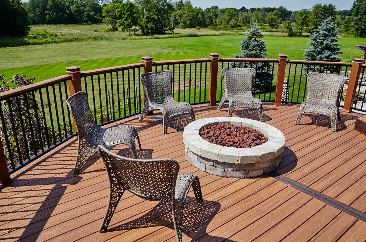 composite deck with gas burning fire pit