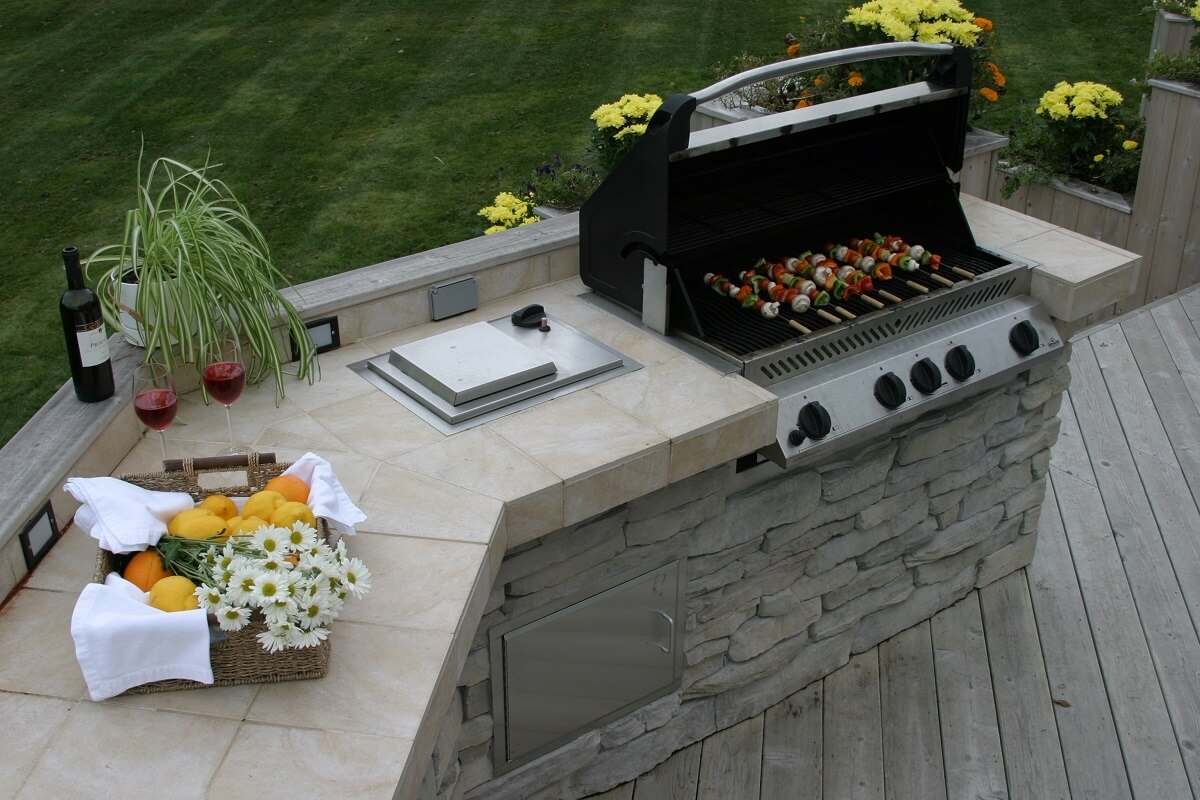 Outdoor kitchen 