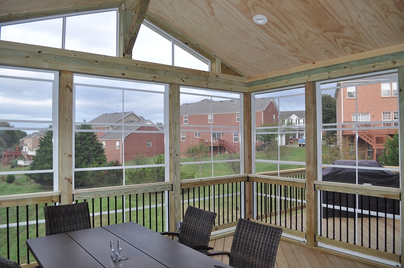 EZE-Breeze porch interior.