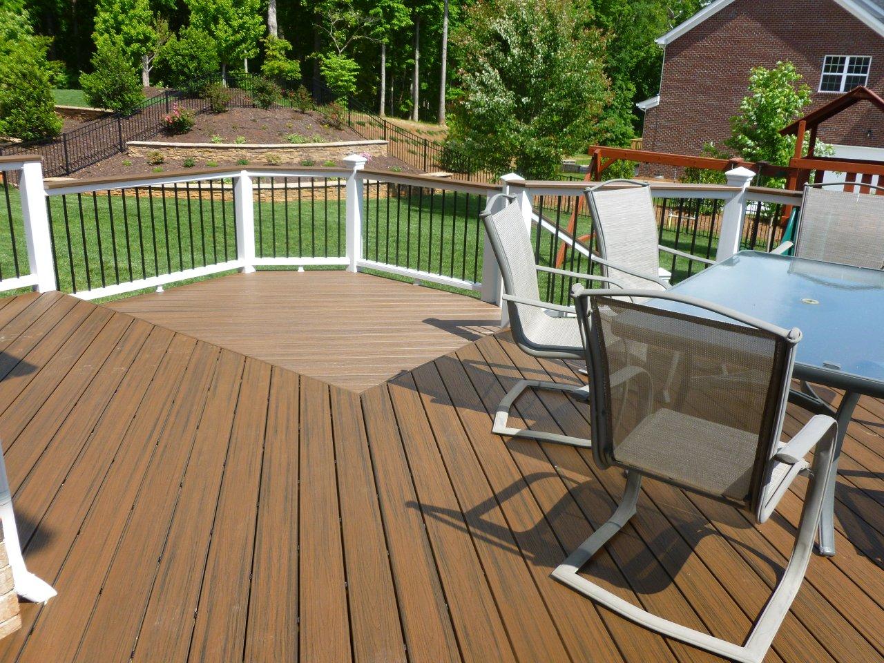 Consider-updating-your-deck-railing-and-balusters