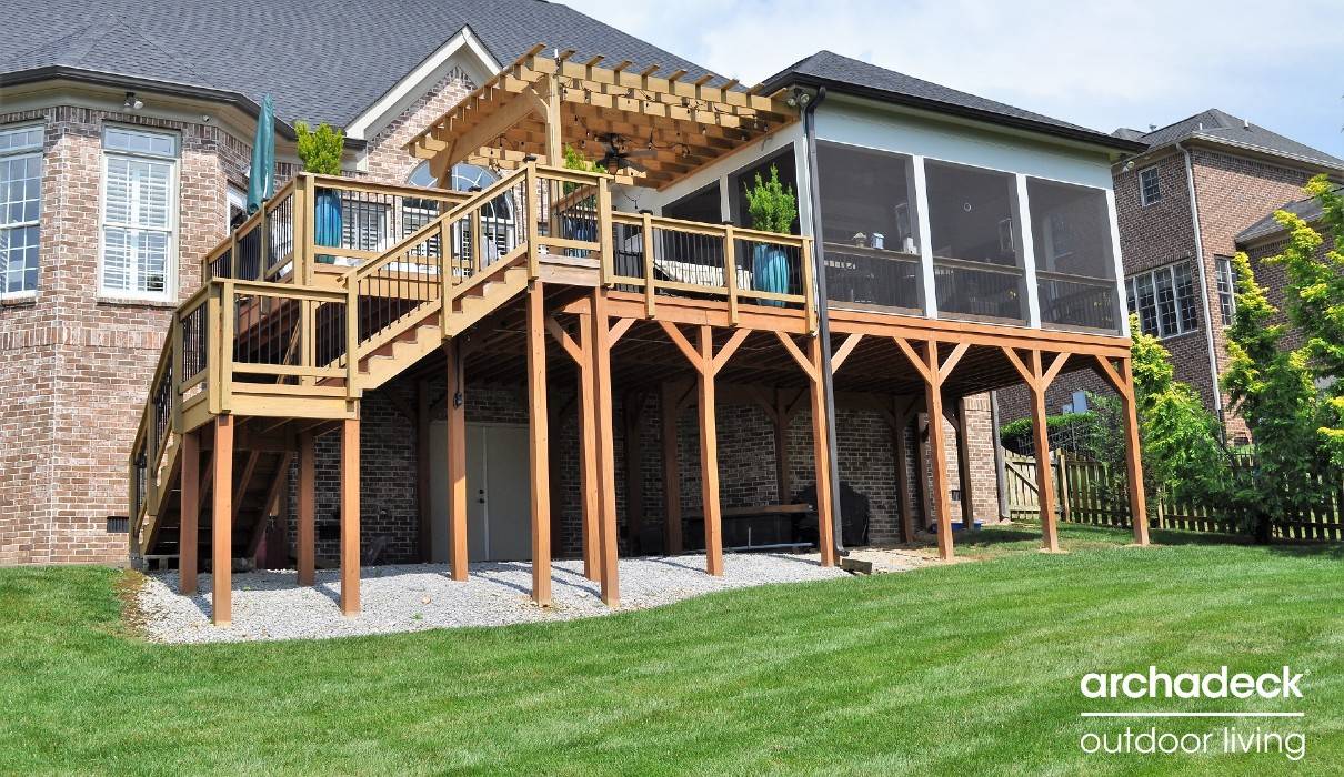 outdoor living space builders