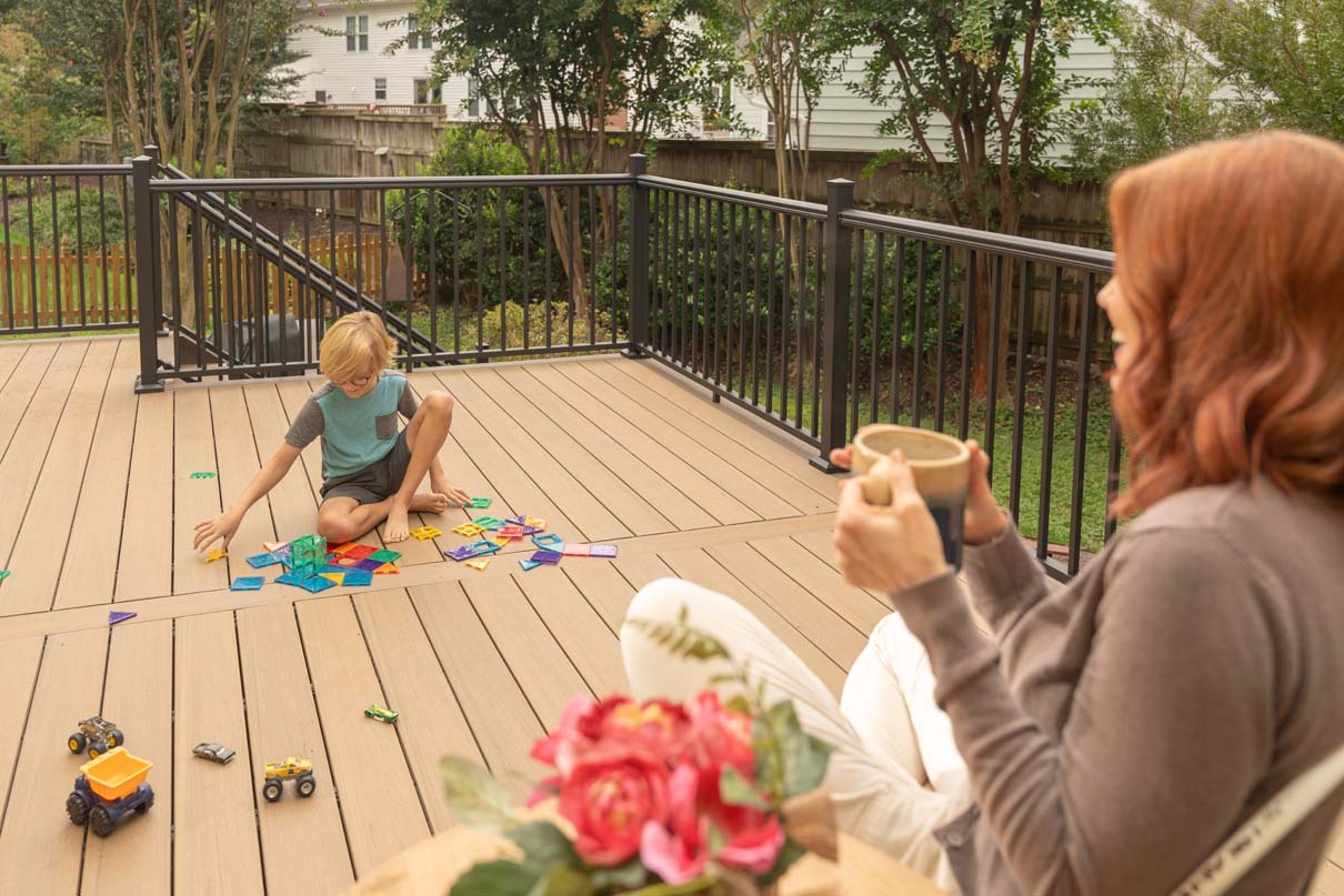 outdoor living contractors near you