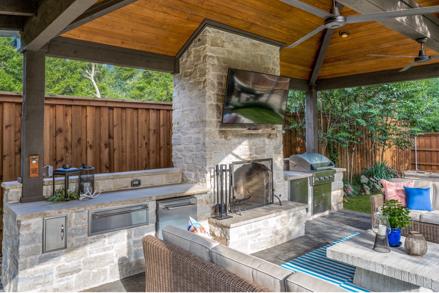 fire pit versus fireplace which is best for me?