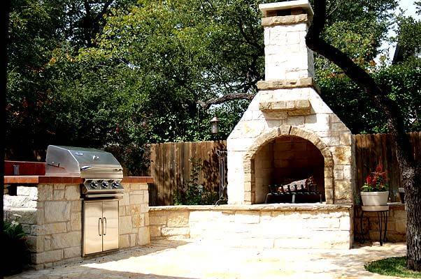 Outdoor Kitchen