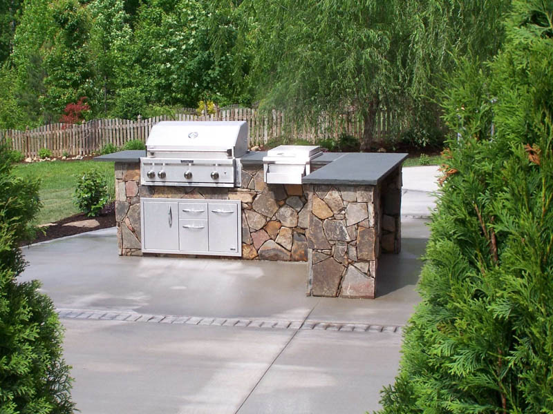 Outdoor kitchen