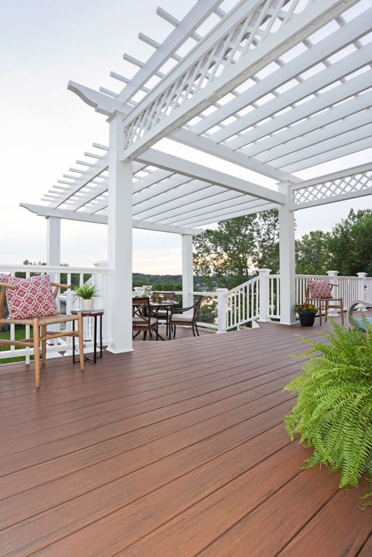 Deck with Pergola