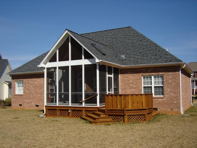 Screened porch and deck combination