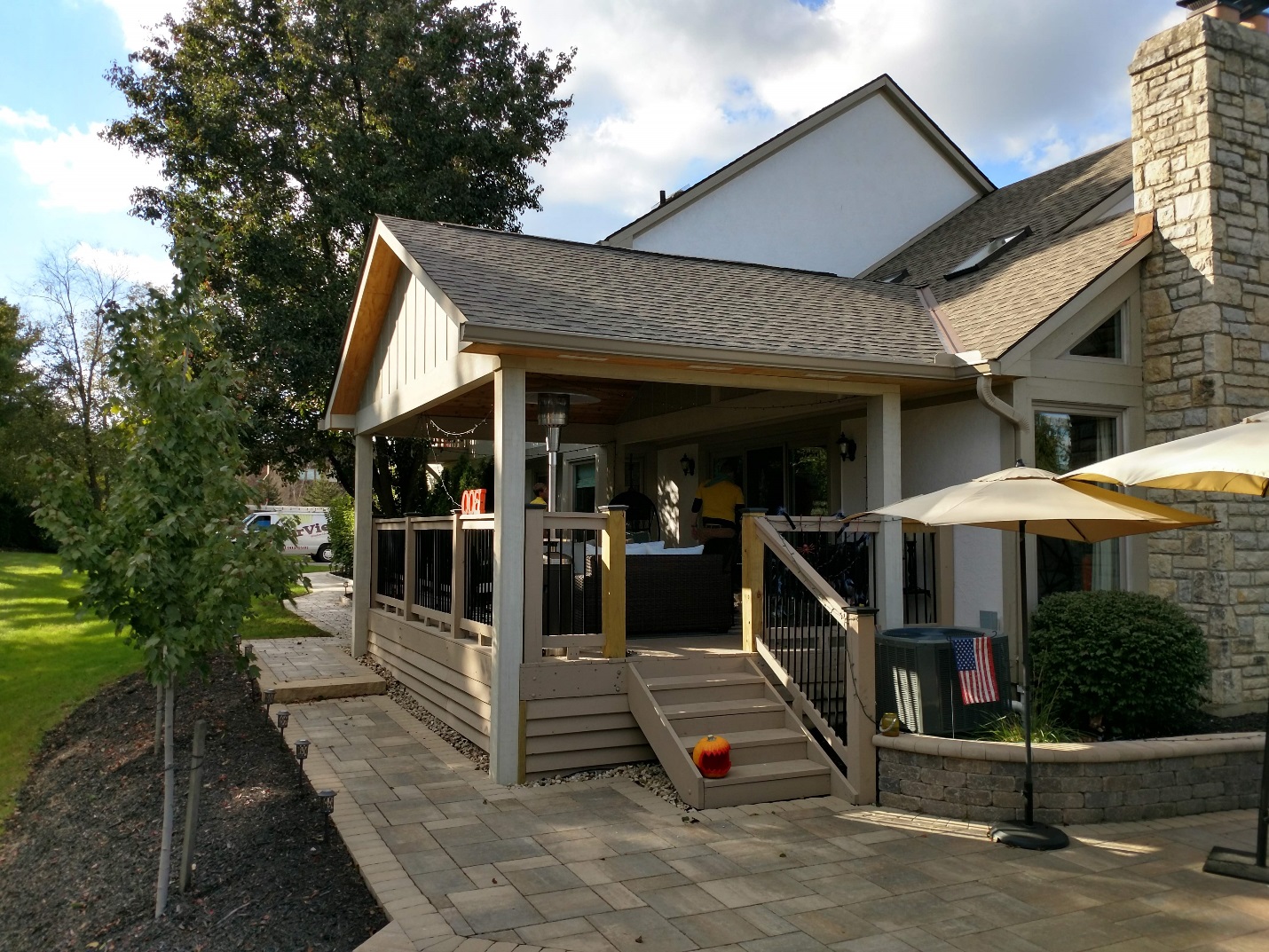 covered porch 