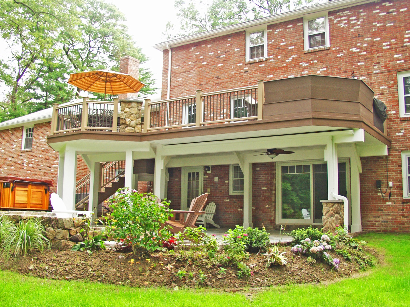 The epitome of multi-functional outdoor living spaces can now be found in Lynnfield, MA.
