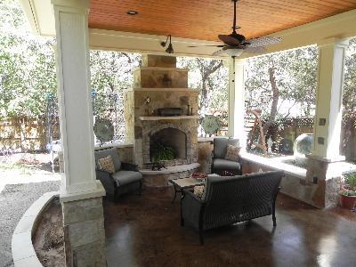 Pergola and outdoor fire feature