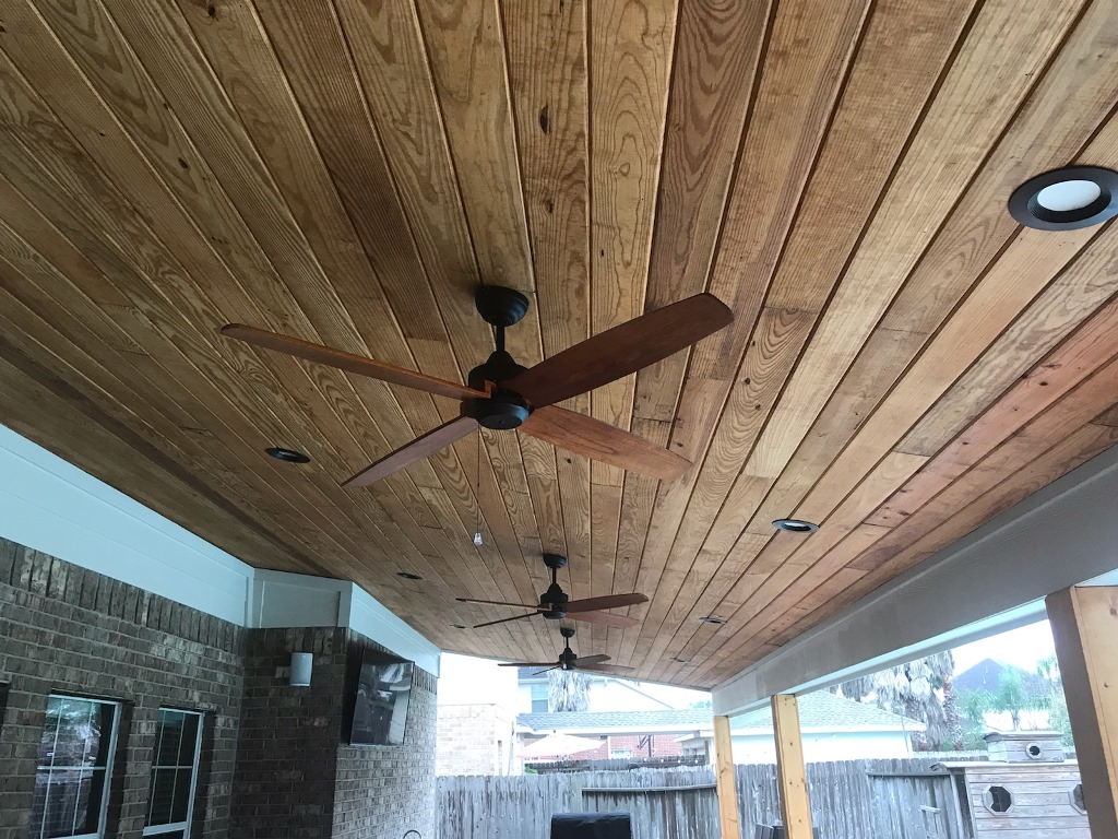 Custom pine tongue and groove ceiling in Friendswood, TX