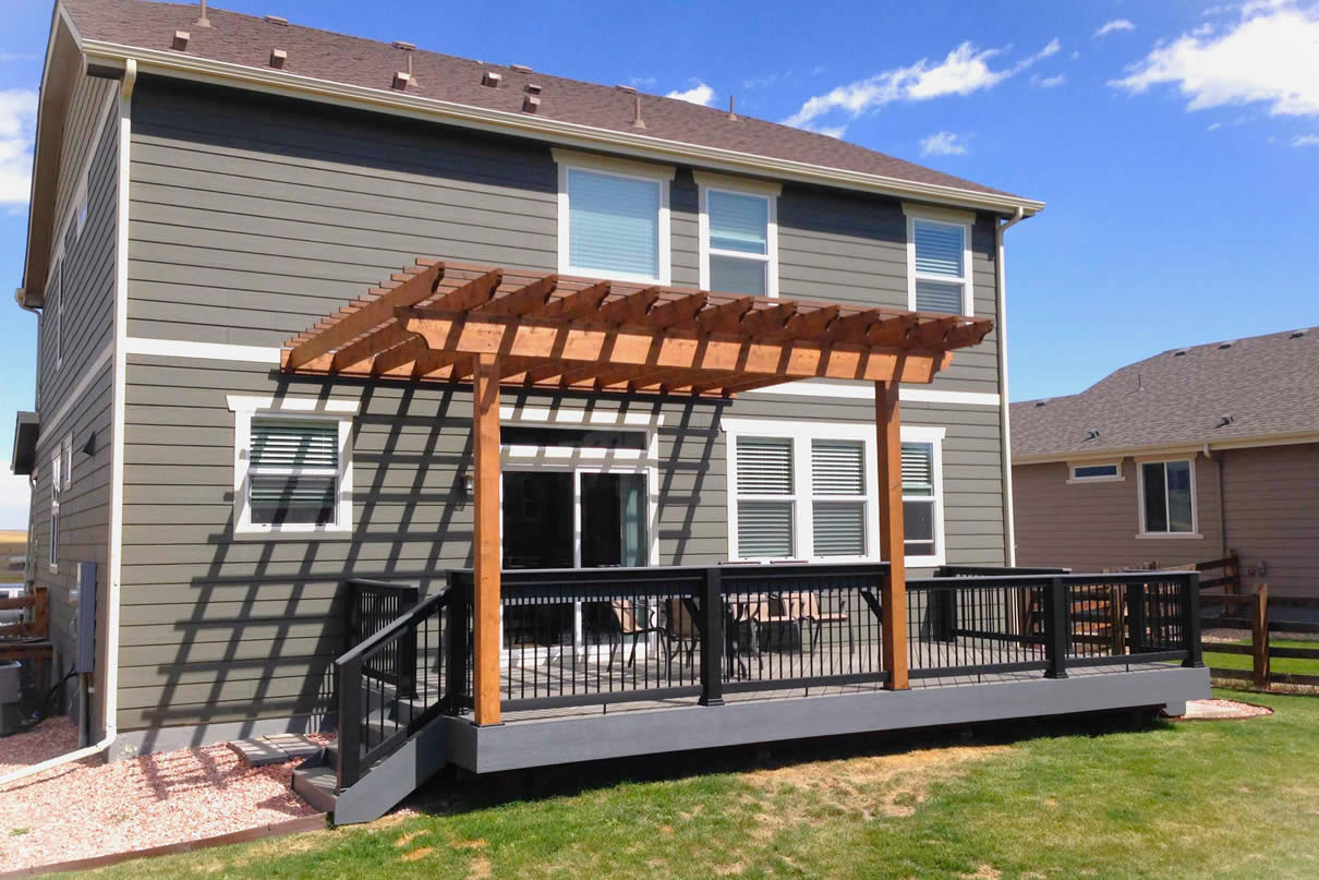 Cover over a deck: Pergola