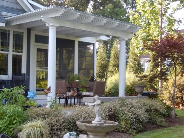 Stunning-pergola-with-polycarbonate-added-for-shade-and-weather-protection