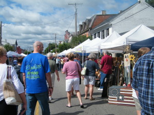 people at a farmers market