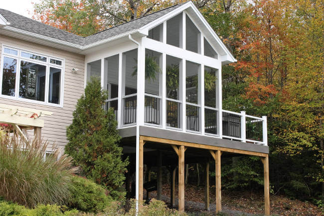 Large Composite Deck with Screen Porch