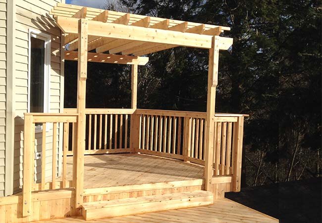 Deck With Pergola