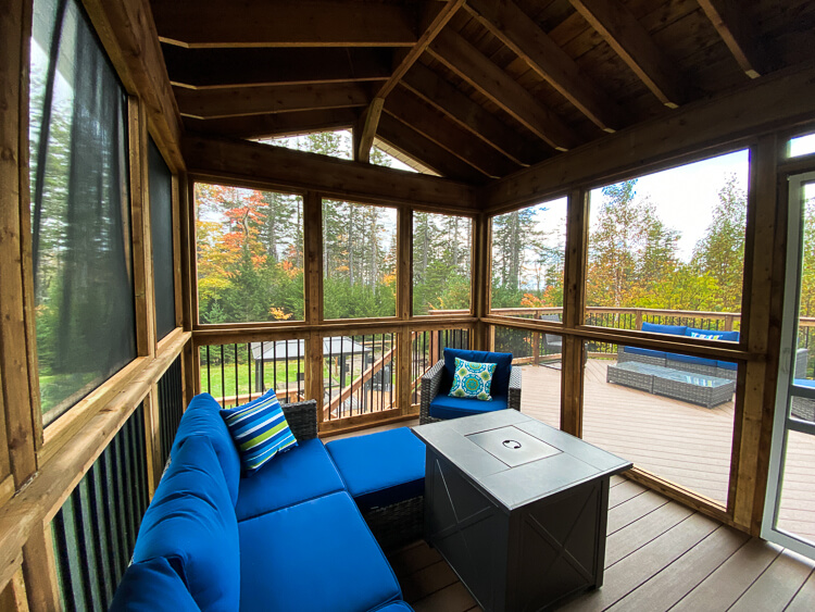 Screened Porch with Firepit and Patio Furniture