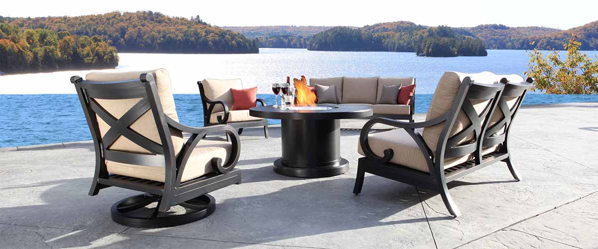 Aluminum outdoor furniture offers great durability