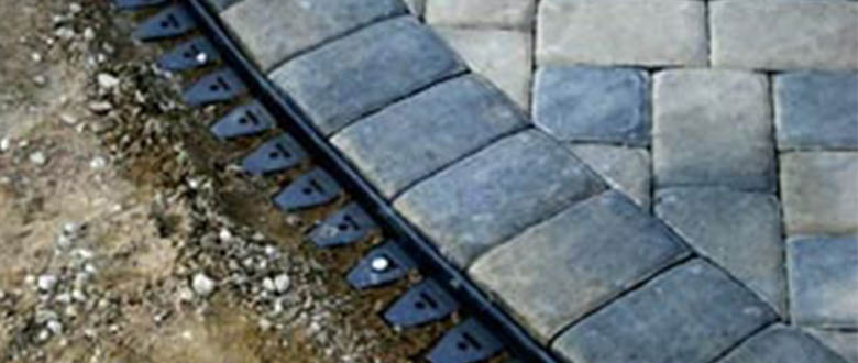flexible edging for stone pavers