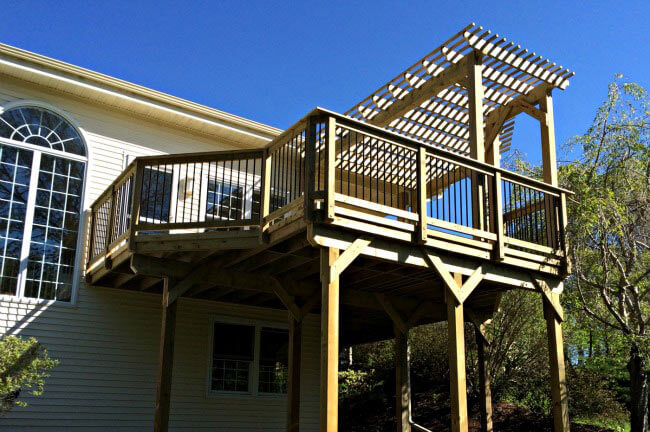 Deck With Pergola