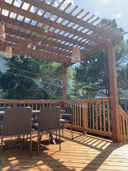 Deck With Pergola